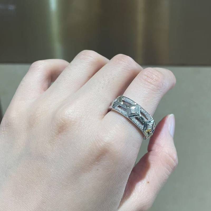 Affordable Luxury排戒S925银镀白金Men's Ring定制选款副石Moissanite0.35ct